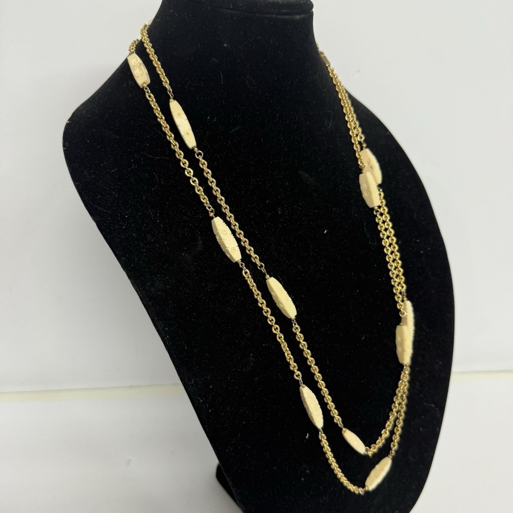VTG HOBE Necklace Signed Carved‎ Celluloid And Gold Toned 60" Necklace